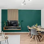 Stadt-Apartment 3 Zimmer Mit Terasse